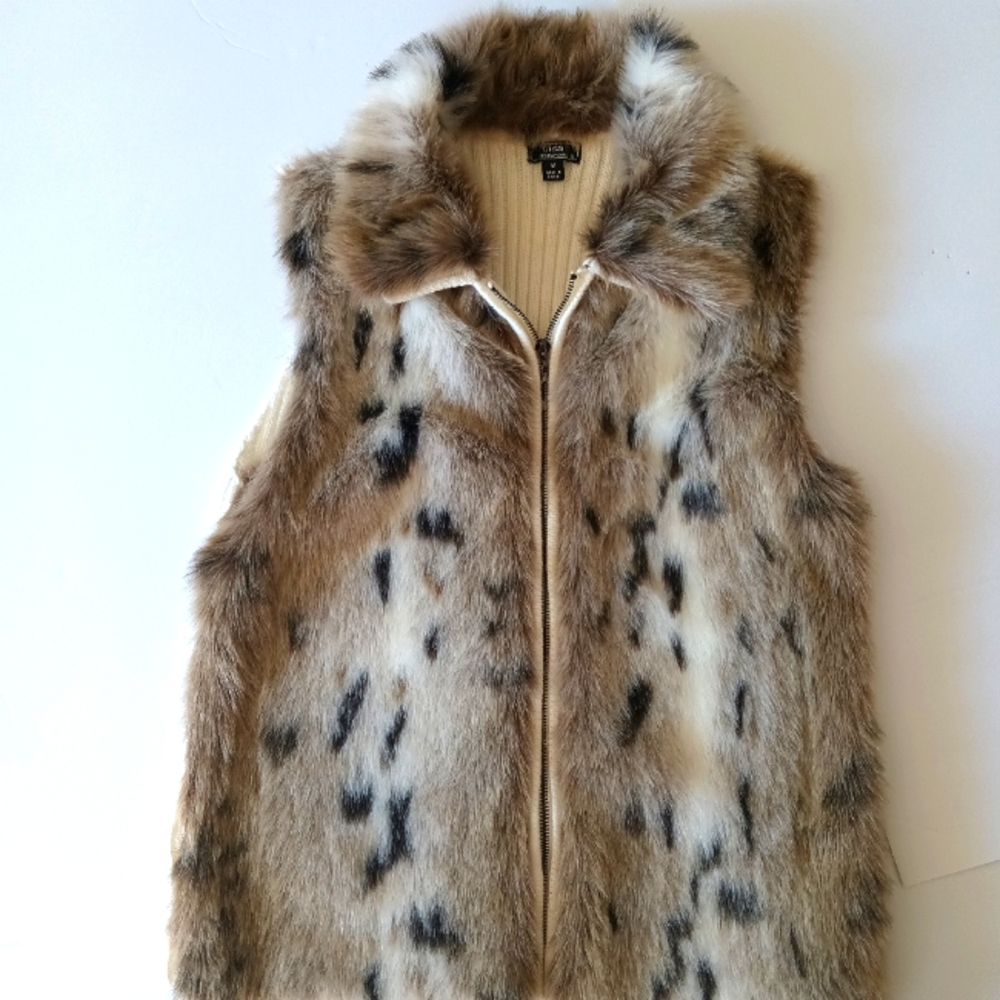 Lisa International Faux Fur Vest, Medium